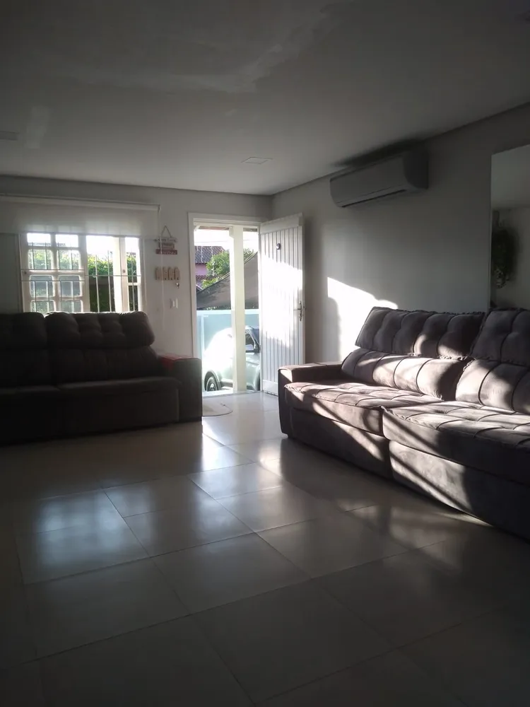 Casa, 3 quartos, 64 m² - Foto 2