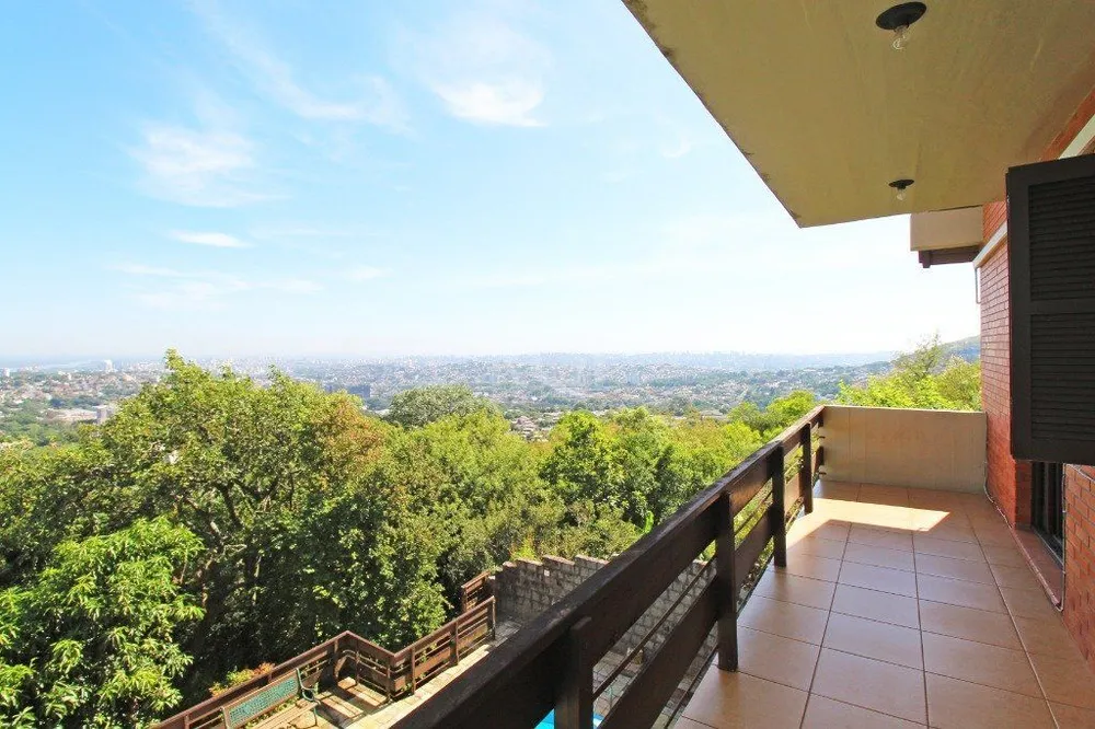 Casa, 3 quartos, 235 m² - Foto 2