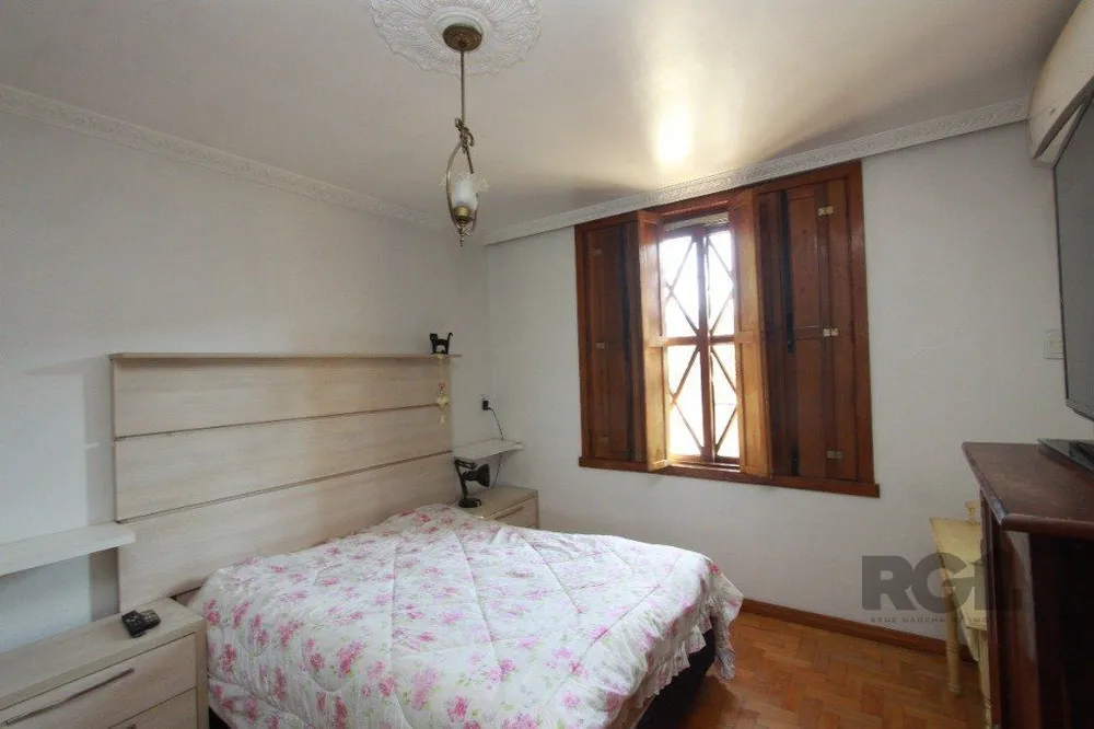 Casa, 3 quartos, 235 m² - Foto 2