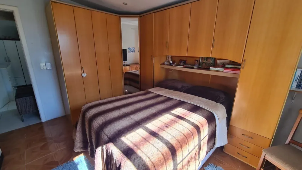 Casa, 4 quartos, 145 m² - Foto 1