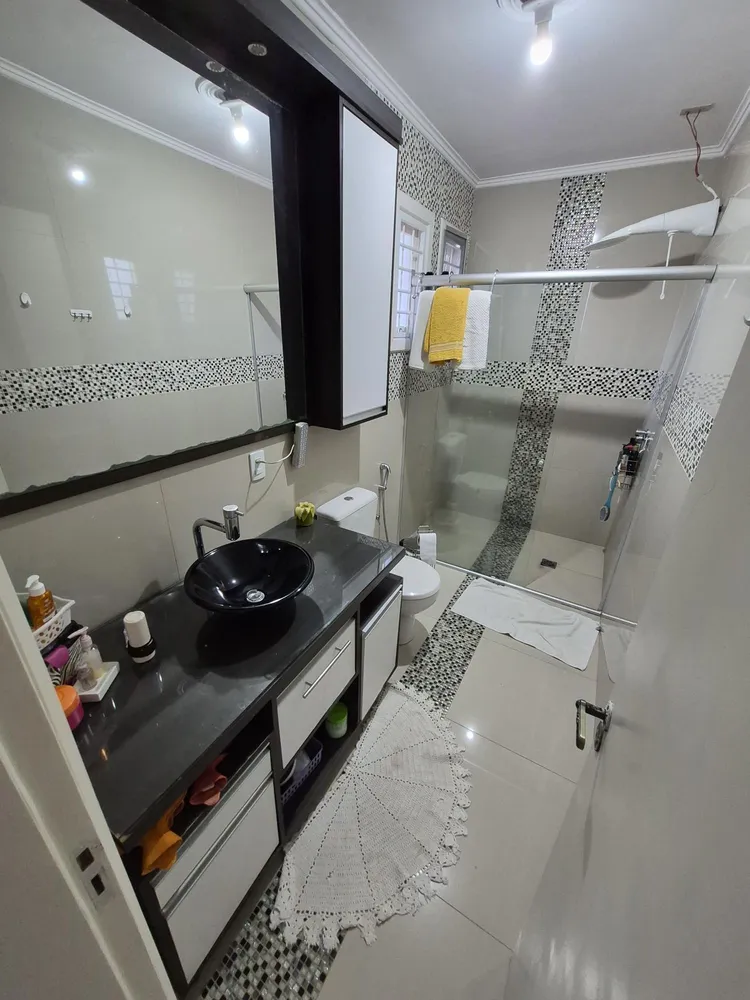 Casa, 3 quartos, 171 m² - Foto 2