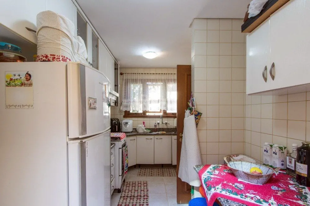 Casa, 4 quartos, 361 m² - Foto 1