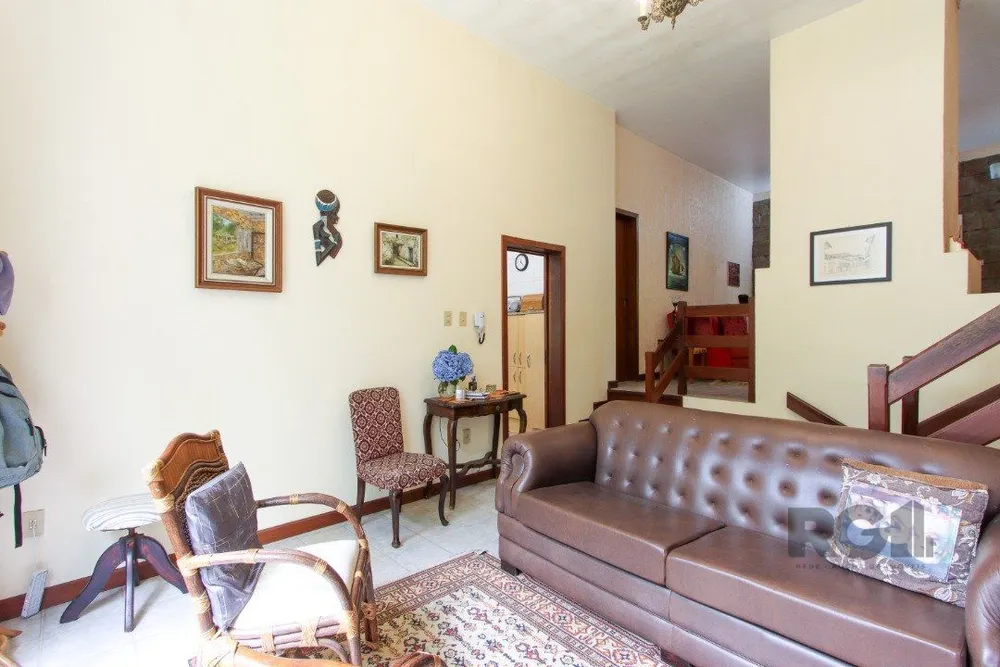 Casa, 3 quartos, 302 m² - Foto 1