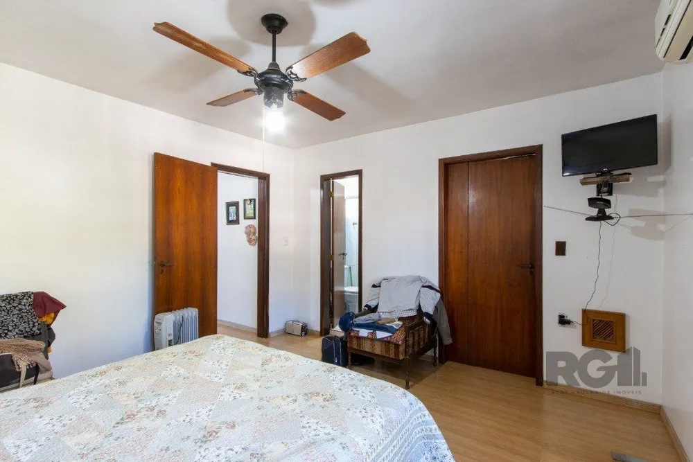 Casa, 3 quartos, 223 m² - Foto 2