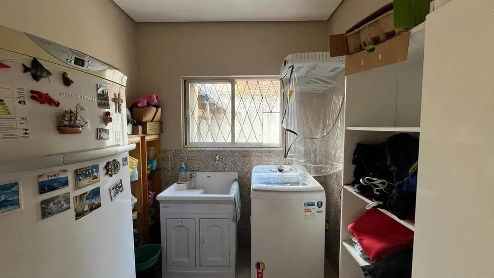 Casa, 4 quartos, 215 m² - Foto 3