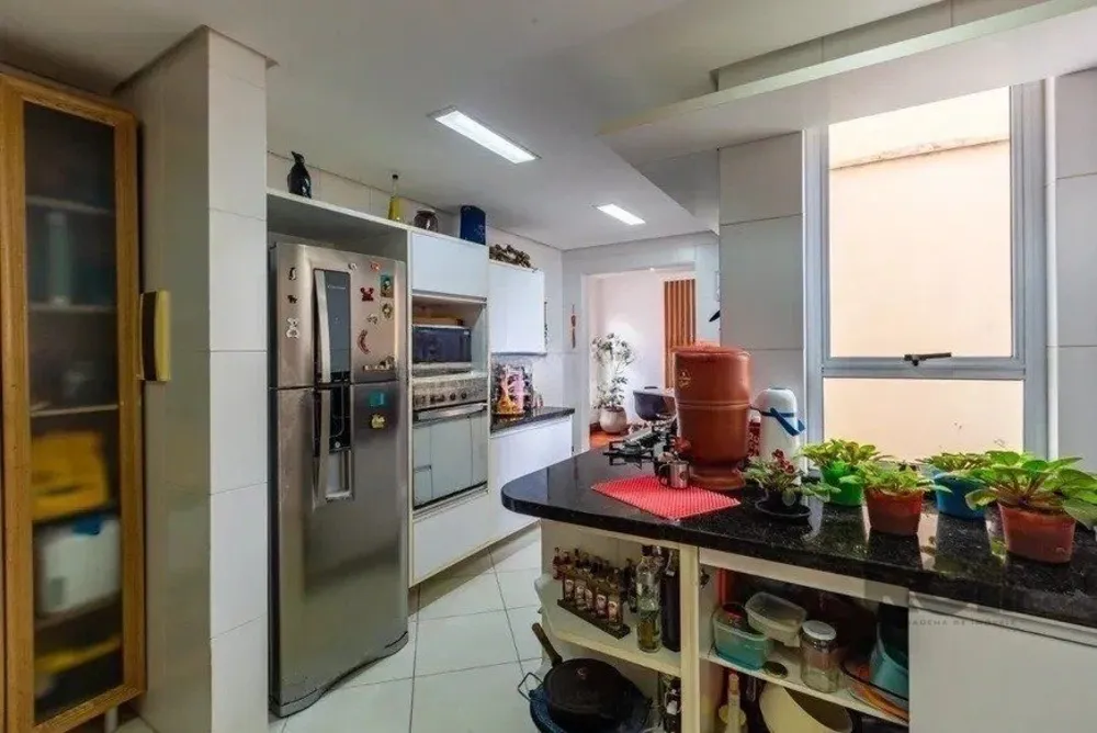 Casa, 2 quartos, 161 m² - Foto 1