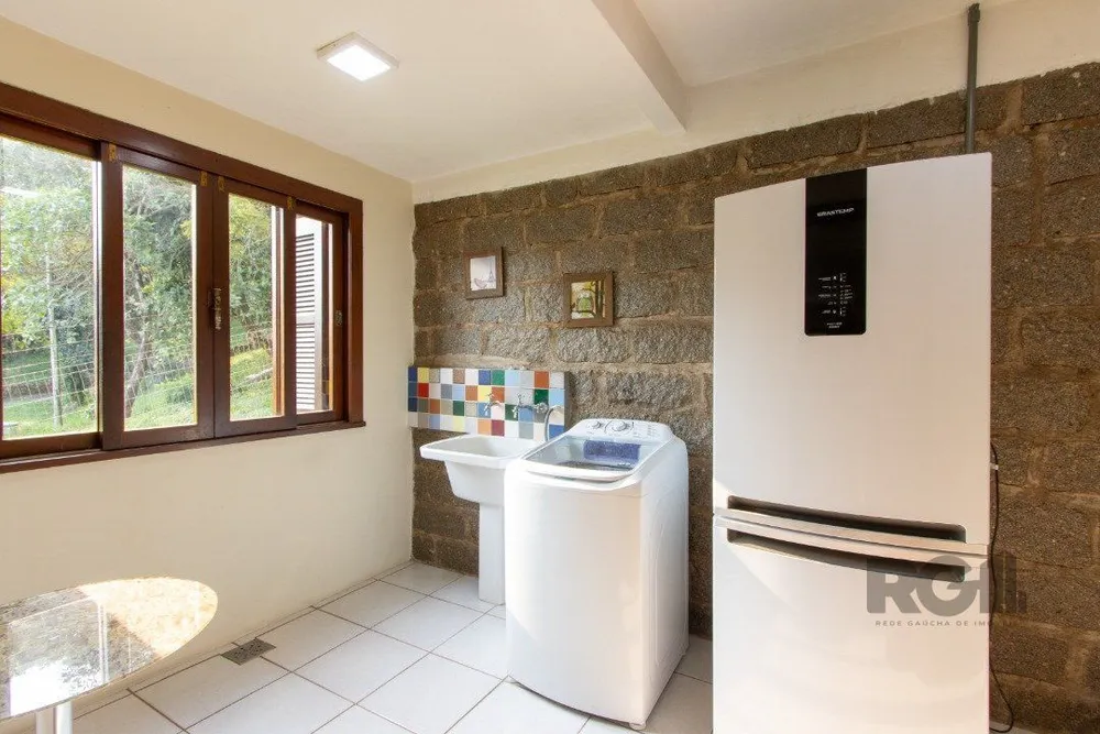 Casa, 3 quartos, 220 m² - Foto 3