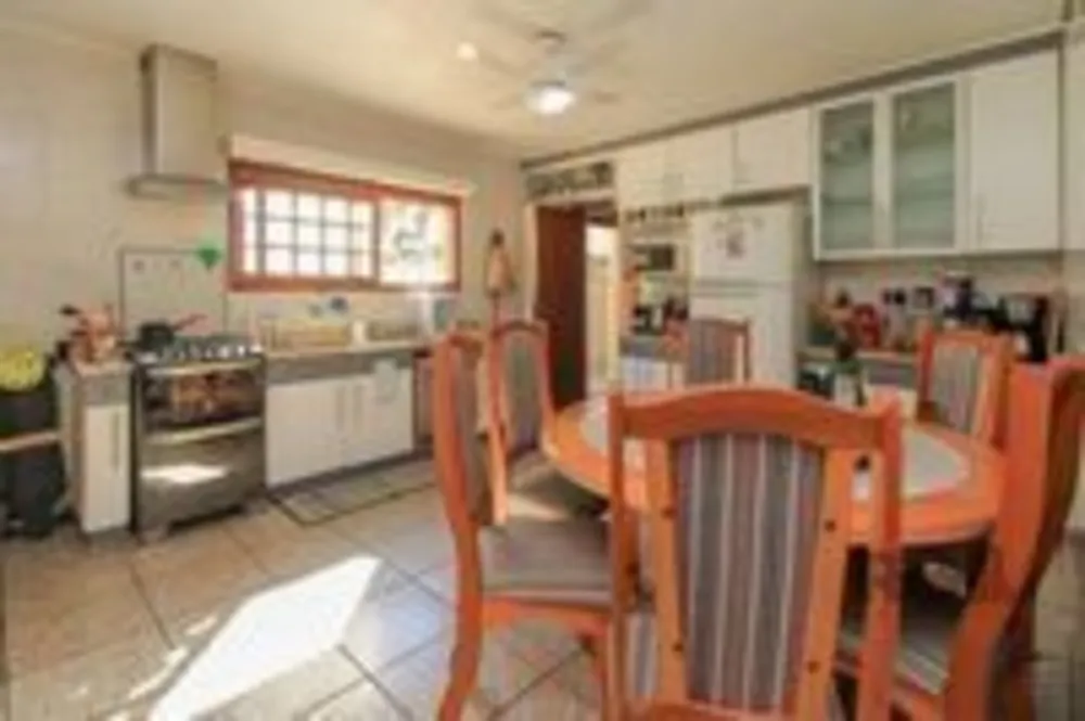 Casa, 3 quartos, 205 m² - Foto 4