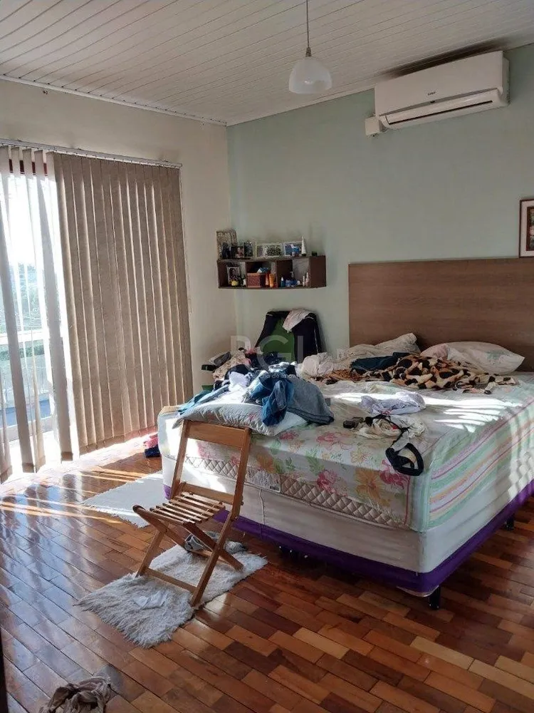 Casa, 4 quartos, 250 m² - Foto 1