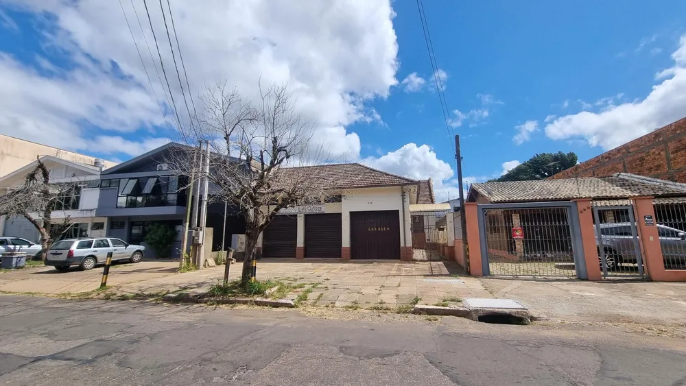 Casa, 3 quartos, 280 m² - Foto 1