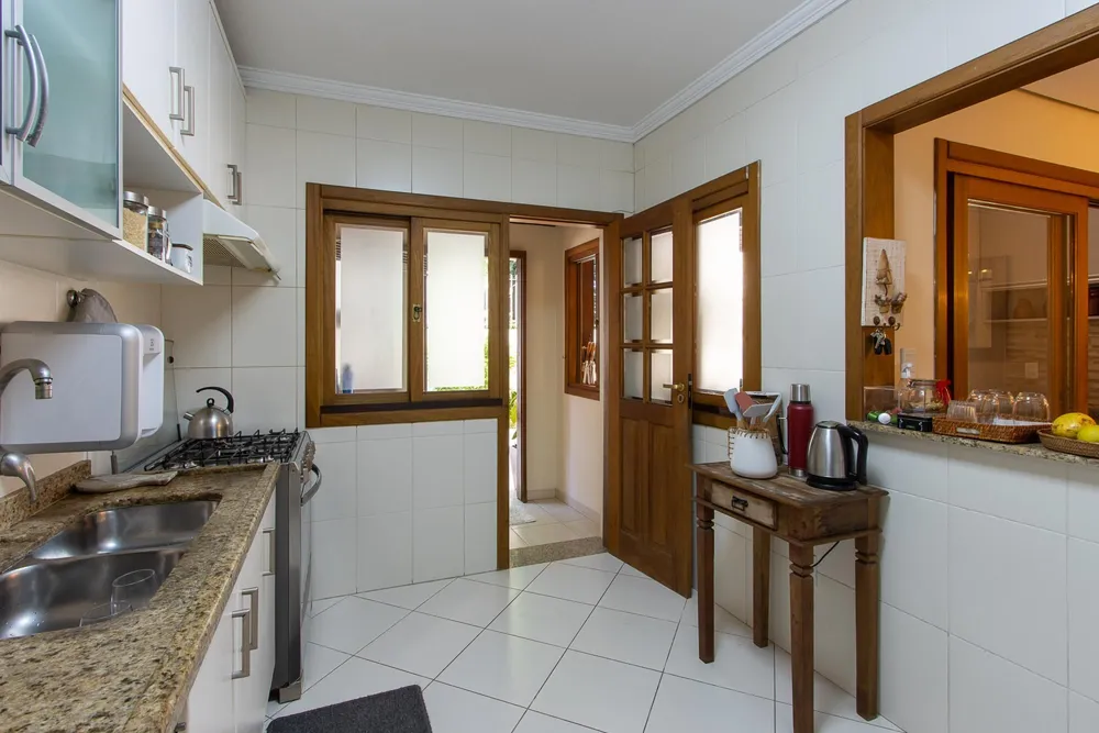 Casa, 3 quartos, 197 m² - Foto 4