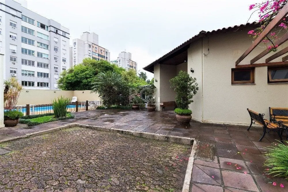 Casa, 3 quartos, 224 m² - Foto 1
