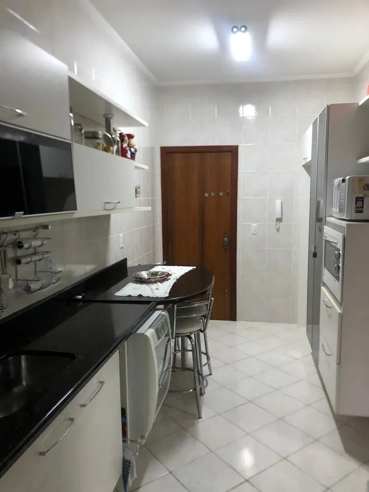 Apartamento, 3 quartos, 130 m² - Foto 1
