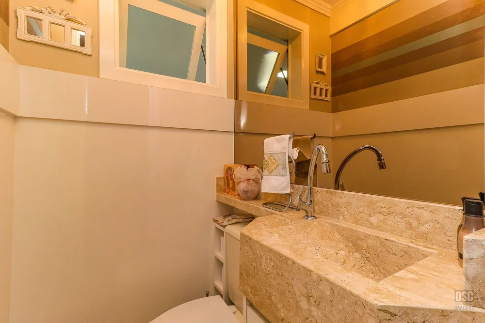 Casa, 3 quartos, 191 m² - Foto 1