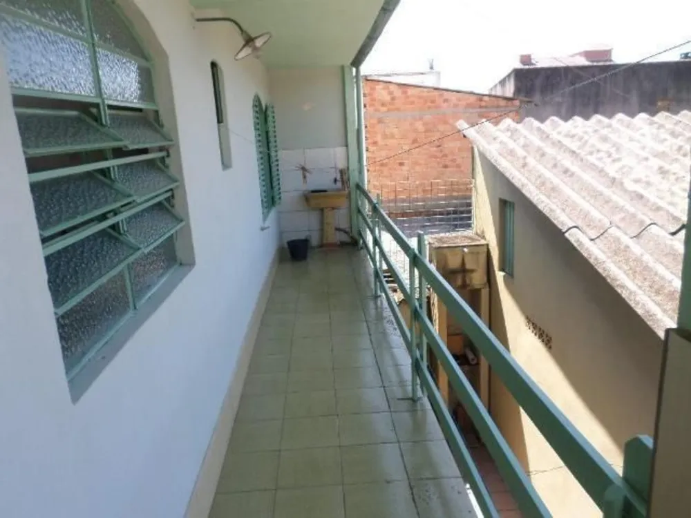 Casa, 3 quartos, 232 m² - Foto 8