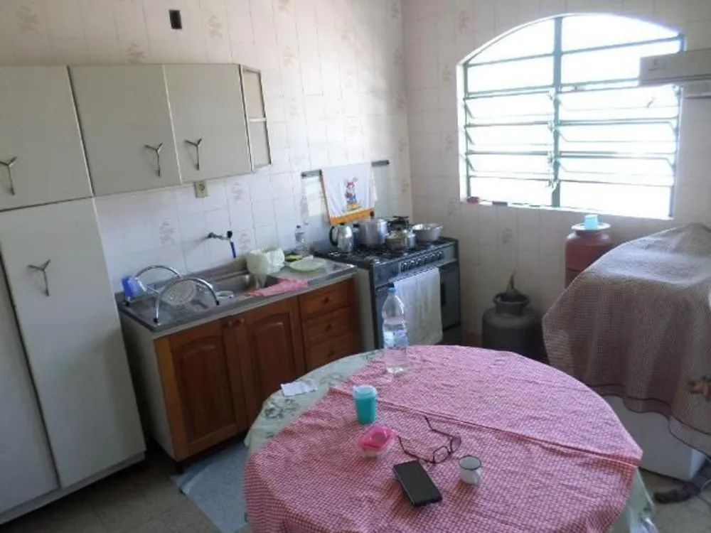 Casa, 3 quartos, 232 m² - Foto 4