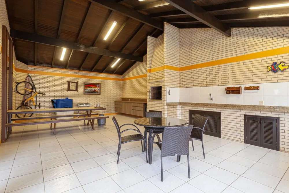 Casa, 4 quartos, 335 m² - Foto 3