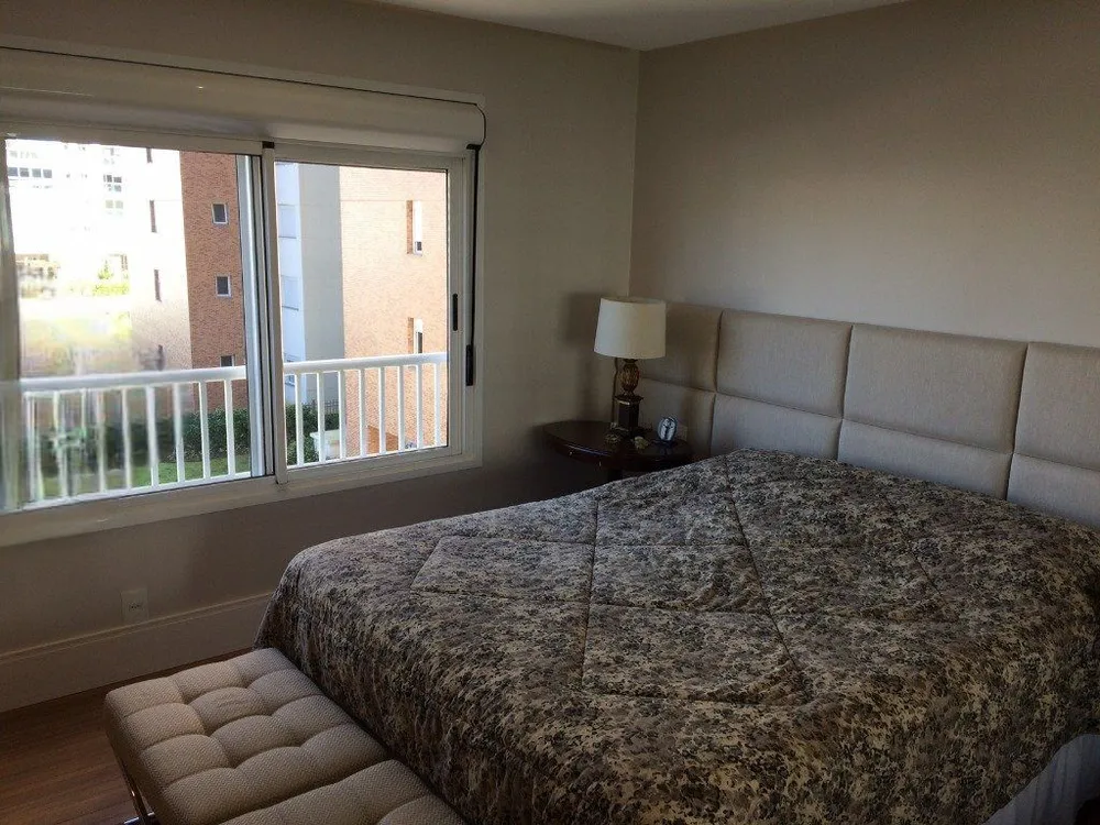 Apartamento, 3 quartos, 199 m² - Foto 2