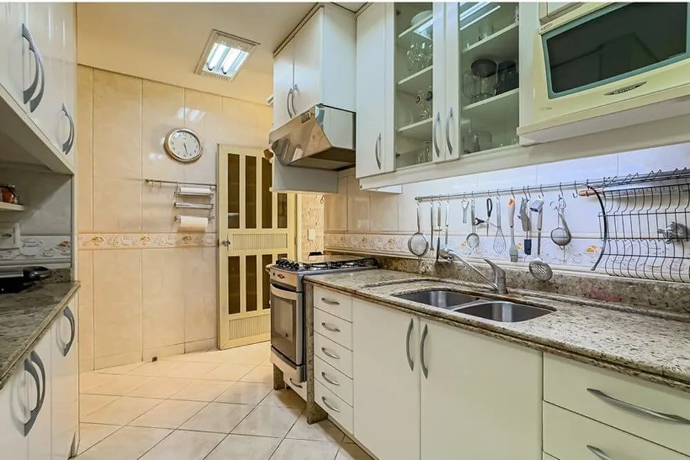 Casa, 4 quartos, 233 m² - Foto 4