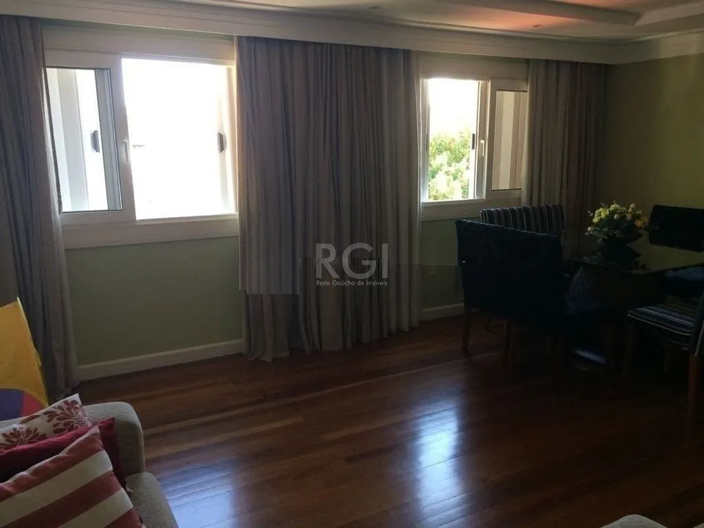 Cobertura, 3 quartos, 248 m² - Foto 2