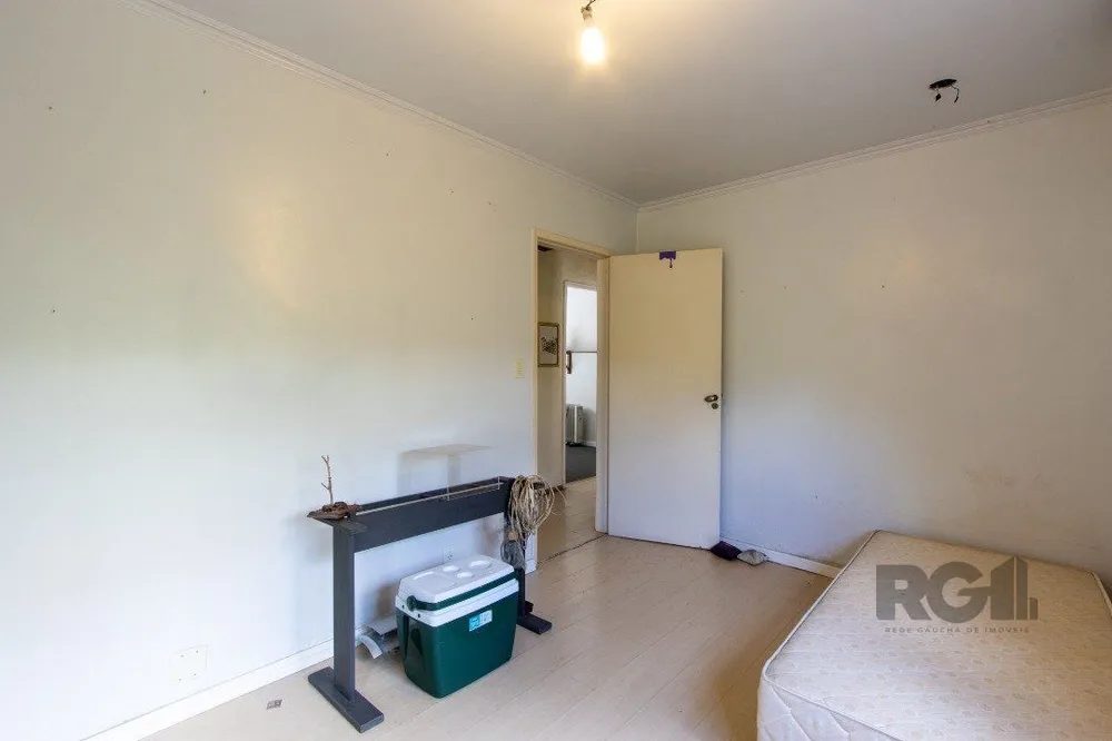 Casa, 5 quartos, 239 m² - Foto 1