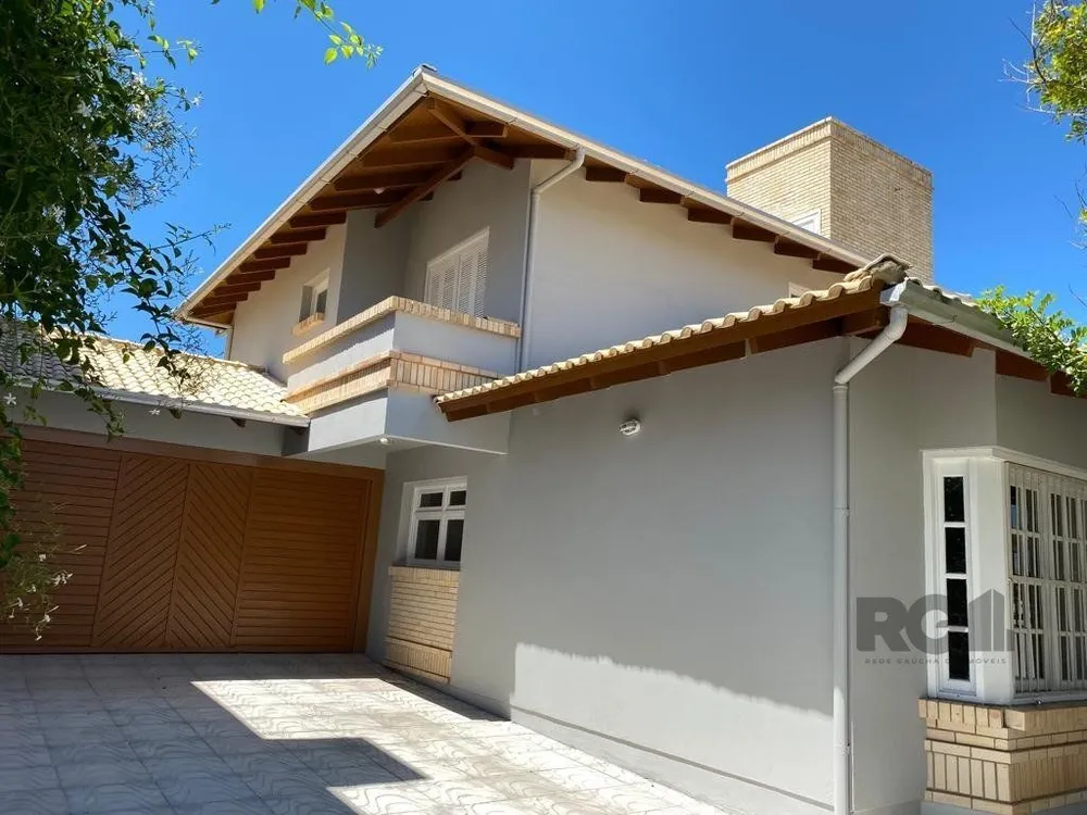 Casa, 5 quartos, 290 m² - Foto 1