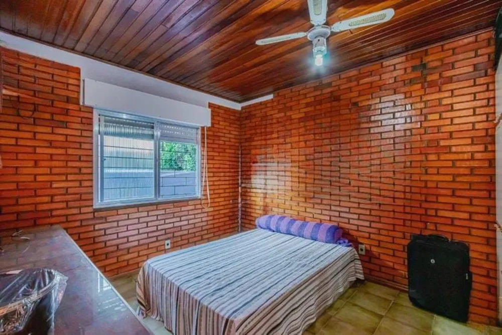 Casa, 6 quartos, 242 m² - Foto 3