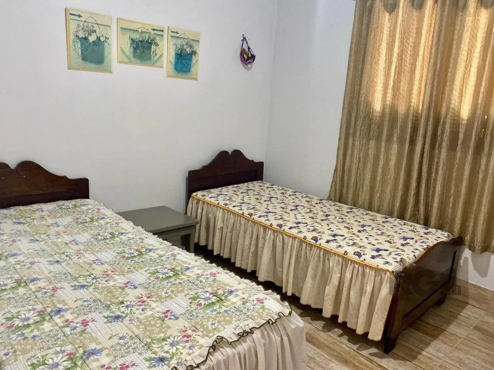Casa, 5 quartos, 138 m² - Foto 1