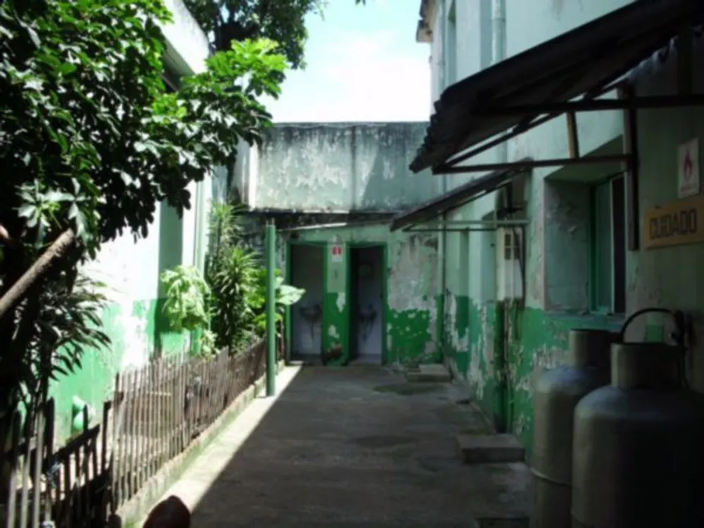 Prédio Inteiro - Foto 1