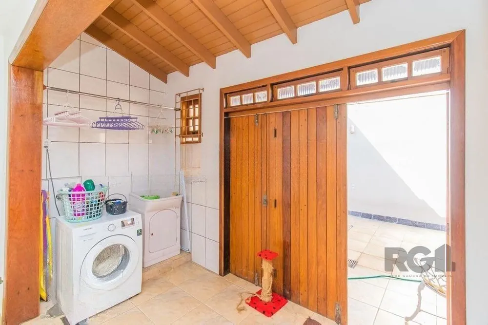 Casa, 4 quartos, 189 m² - Foto 1
