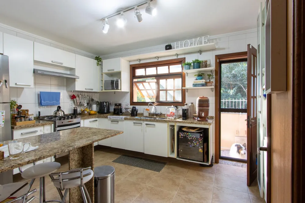 Casa, 3 quartos, 270 m² - Foto 9
