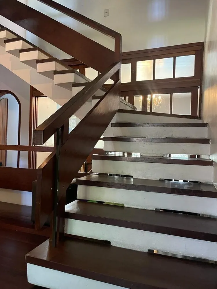 Casa, 5 quartos, 300 m² - Foto 1