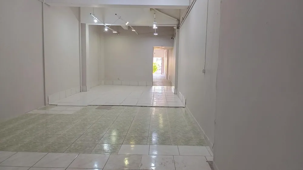 Casa, 3 quartos, 354 m² - Foto 1