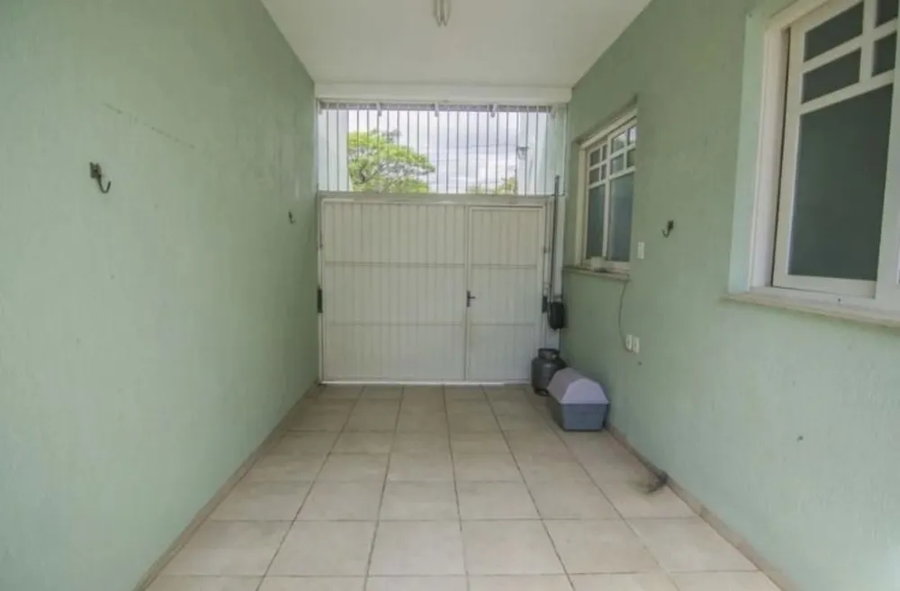 Casa, 4 quartos, 326 m² - Foto 2
