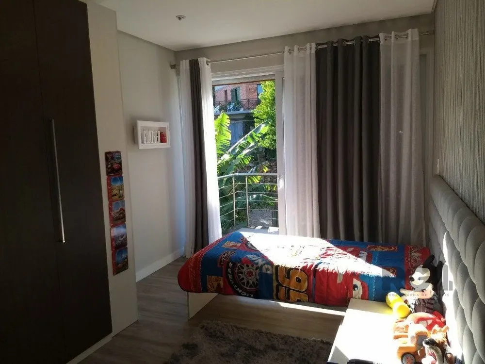 Casa, 3 quartos, 404 m² - Foto 1
