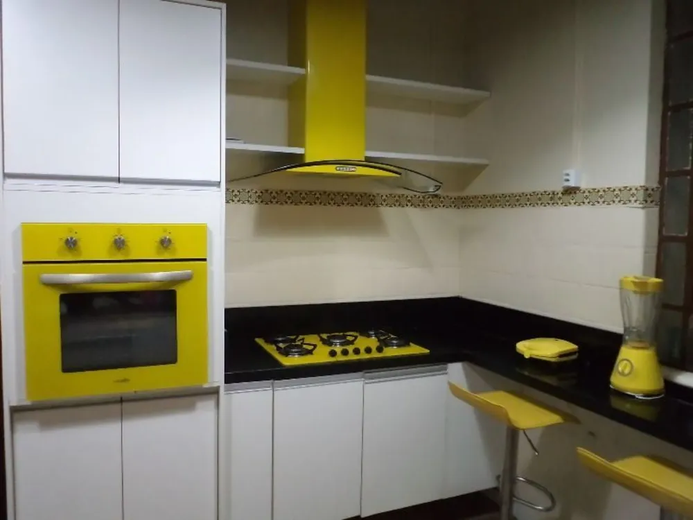 Casa, 3 quartos, 160 m² - Foto 2