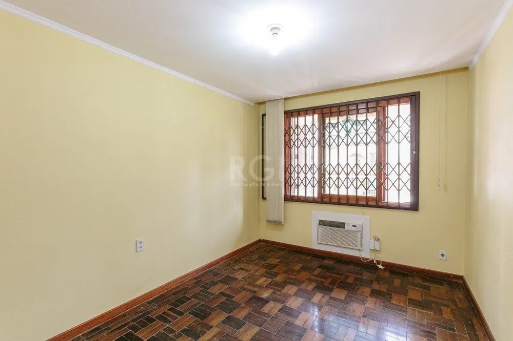 Casa, 3 quartos, 229 m² - Foto 1