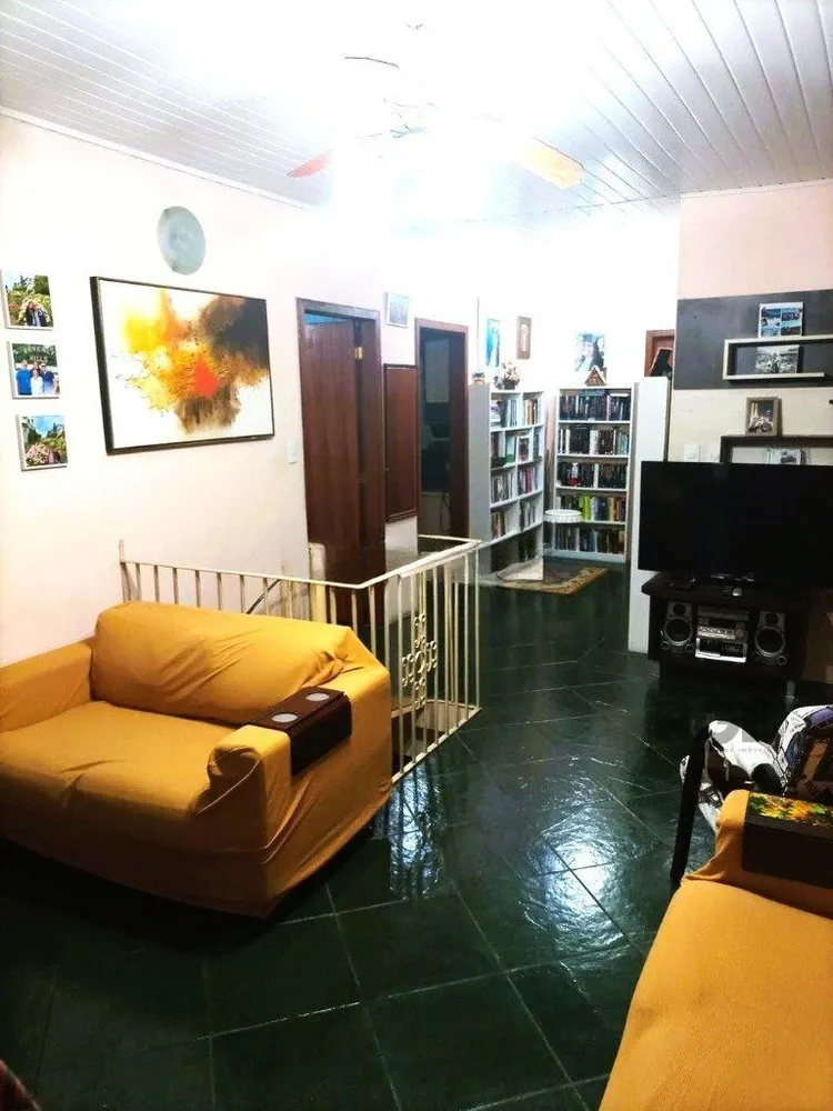 Casa, 4 quartos, 252 m² - Foto 1