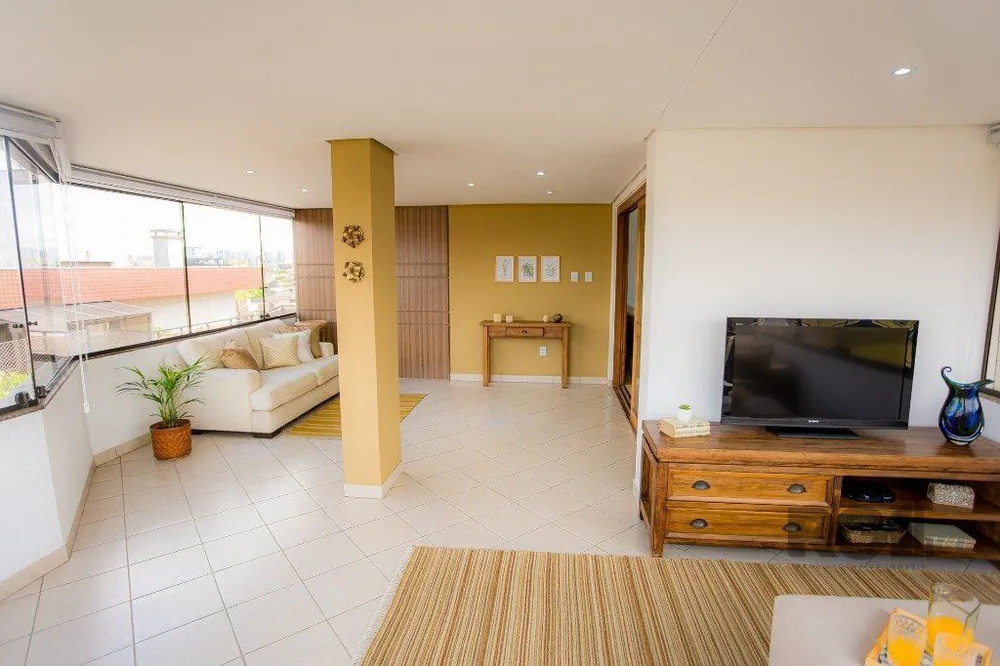 Cobertura, 3 quartos, 260 m² - Foto 1