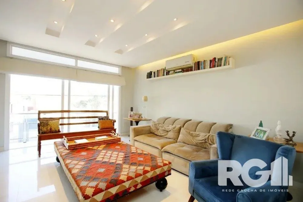 Casa, 3 quartos, 262 m² - Foto 1