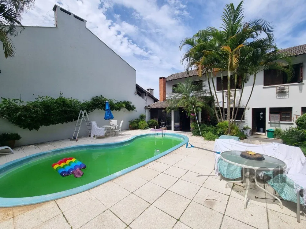 Casa, 3 quartos, 246 m² - Foto 9
