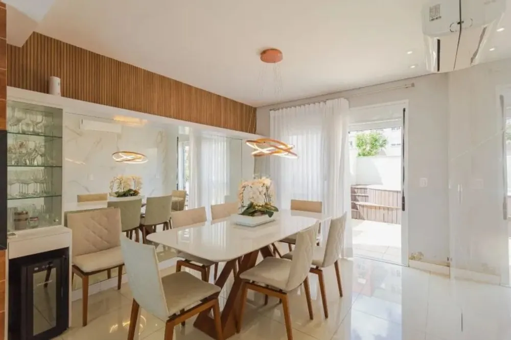 Apartamento, 3 quartos, 160 m² - Foto 1