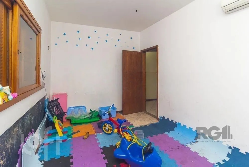 Casa, 4 quartos, 265 m² - Foto 4