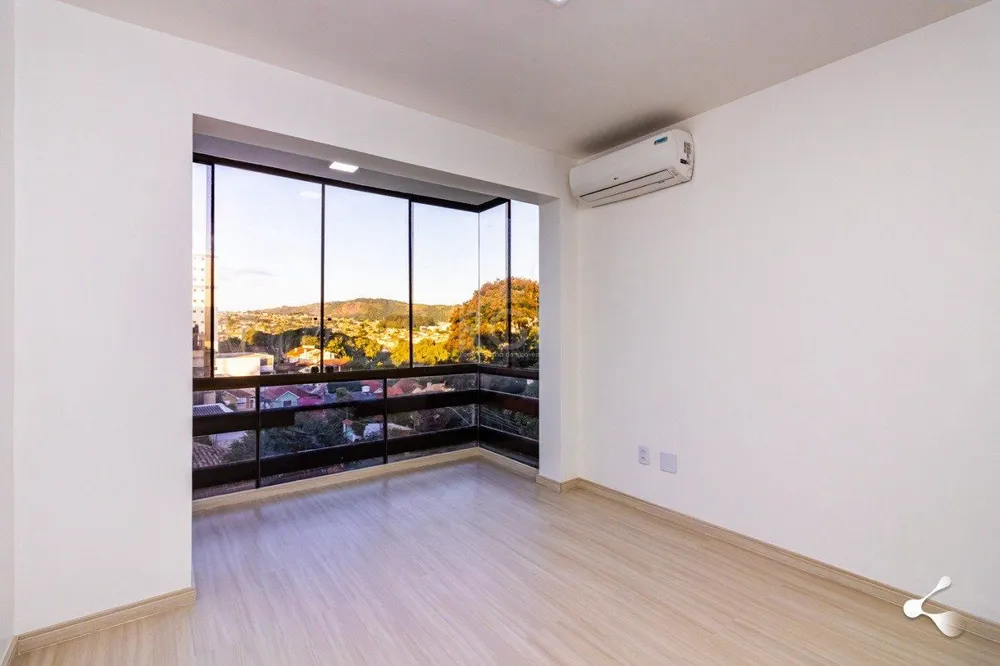 Casa, 4 quartos, 216 m² - Foto 1