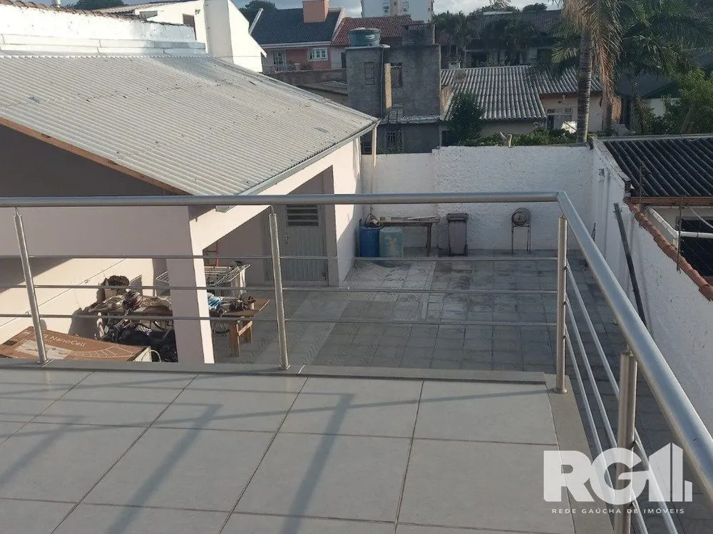 Casa, 3 quartos, 229 m² - Foto 2