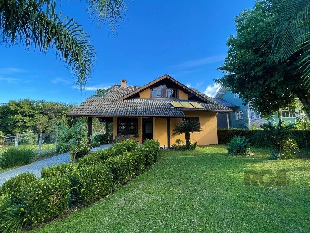 Casa, 3 quartos, 200 m² - Foto 1