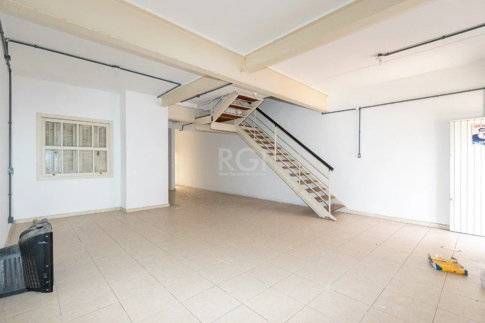 Casa, 3 quartos, 232 m² - Foto 1