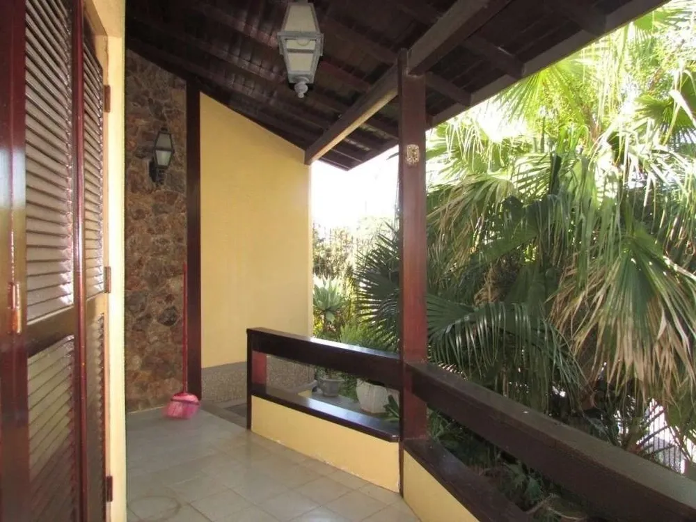Casa, 4 quartos, 250 m² - Foto 3
