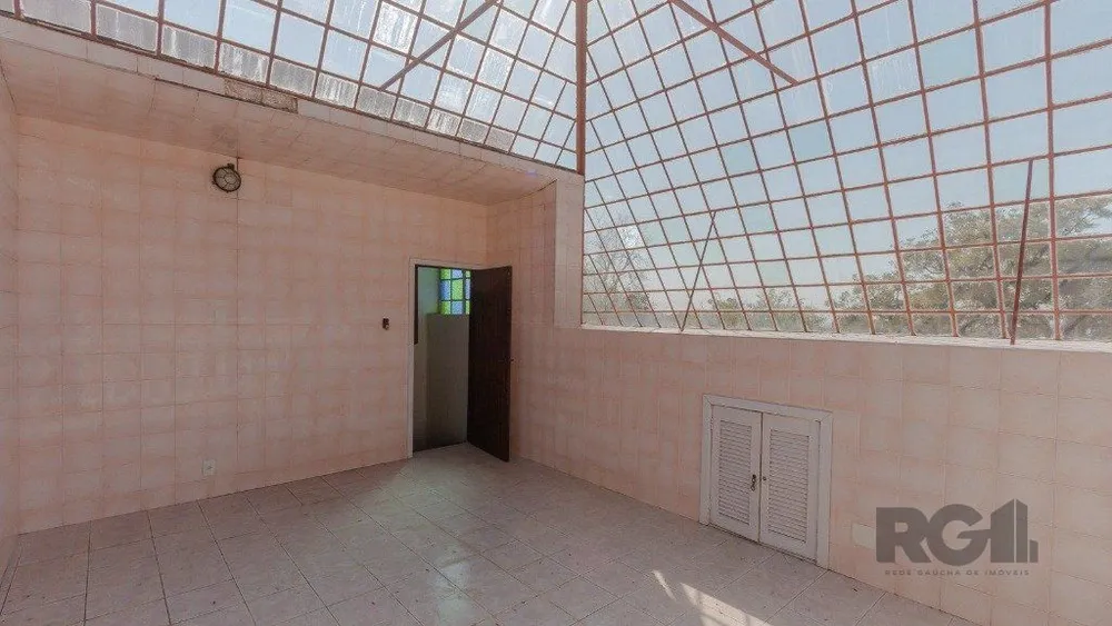 Casa, 4 quartos, 235 m² - Foto 1