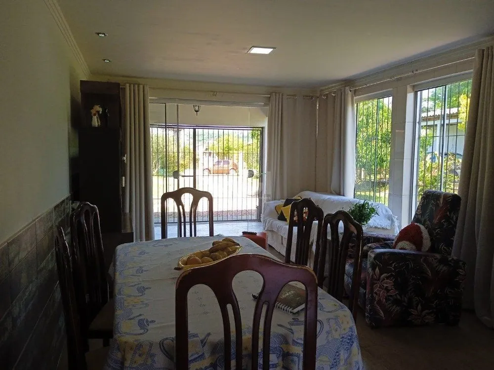 Casa, 5 quartos, 347 m² - Foto 2
